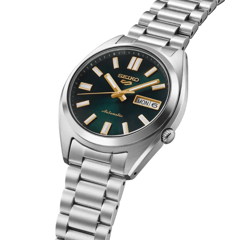 Seiko 5 Sports  – Green, Vintage gold